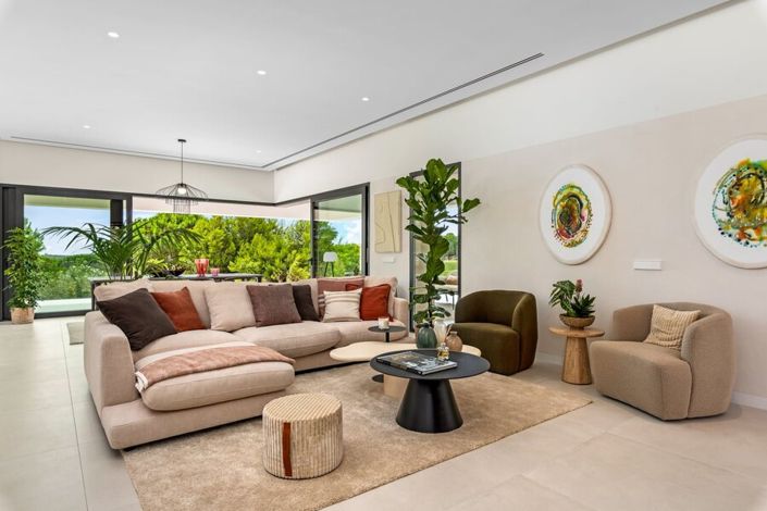 Image No.6-3 Bed Villa for sale