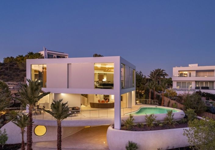 Image No.6-3 Bed Villa for sale