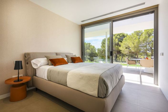 Image No.17-3 Bed Villa for sale