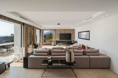 98243-for-sale-in-marbella-33781886-large