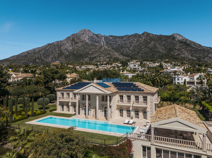 Image No.1-Villa de 7 chambres à vendre à Sierra Blanca