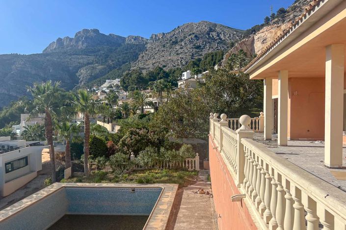 Image No.1-Villa de 5 chambres à vendre à Altea
