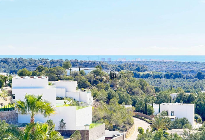 Image No.12-4 Bed Villa for sale