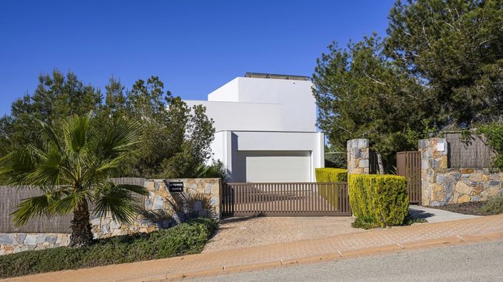 Image No.21-4 Bed Villa for sale