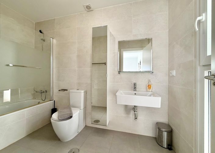 Image No.16-3 Bed Villa for sale