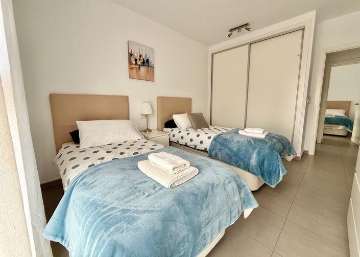 Image No.18-3 Bed Villa for sale