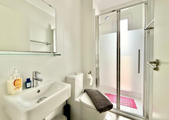 Image No.20-3 Bed Villa for sale