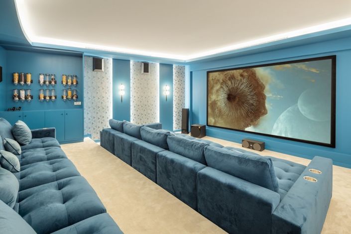 Image No.21-9 Bed Villa for sale