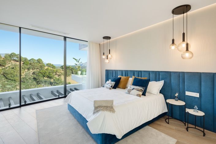 Image No.37-9 Bed Villa for sale