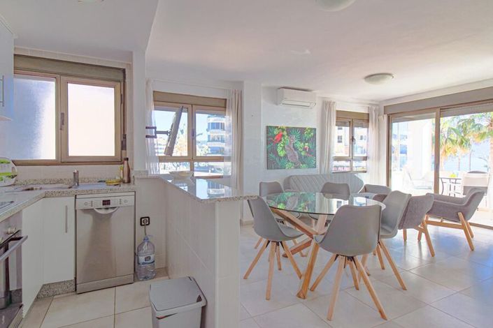 Image No.7-3 Bed Apartment for sale