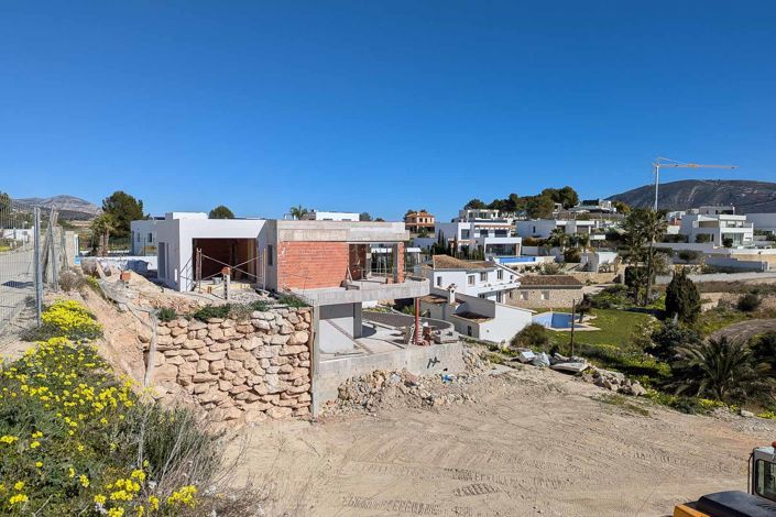 Image No.1-4 Bed Villa for sale