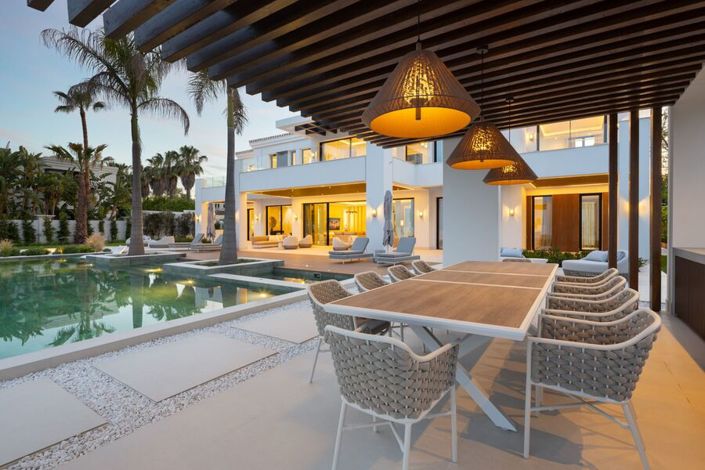 Image No.27-7 Bed Villa for sale