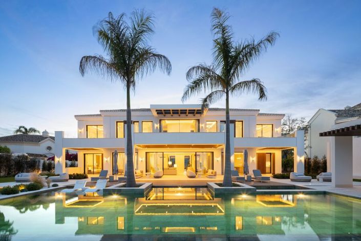 Image No.5-7 Bed Villa for sale