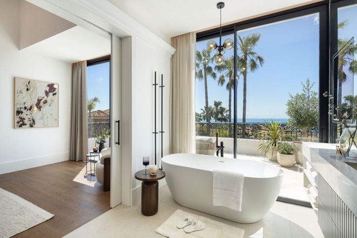 Image No.18-5 Bed Villa for sale