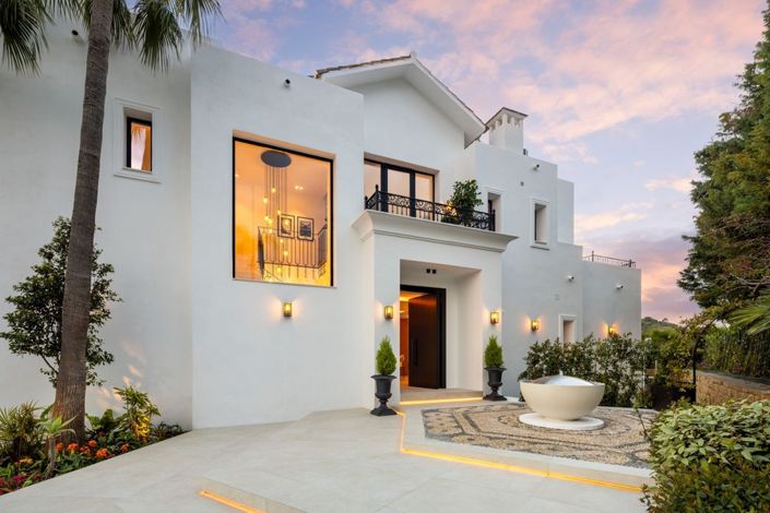 Image No.3-5 Bed Villa for sale