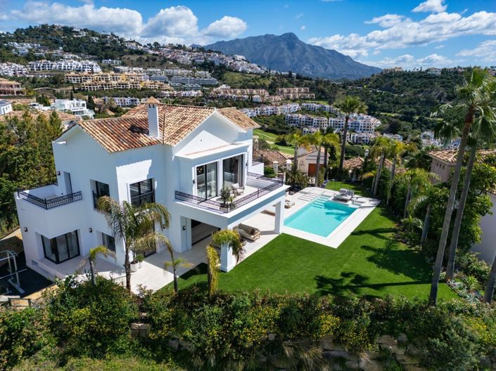 Image No.35-5 Bed Villa for sale