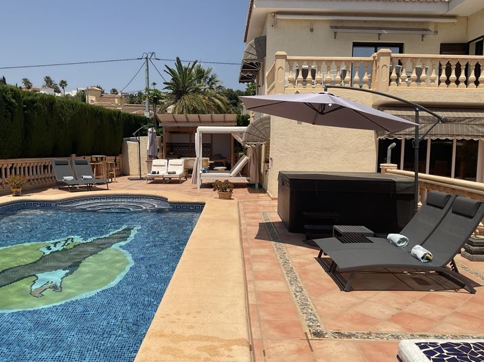 Image No.1-5 Bed Villa for sale