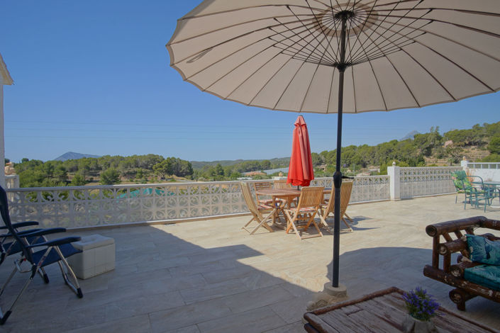 Image No.1-3 Bed Villa for sale