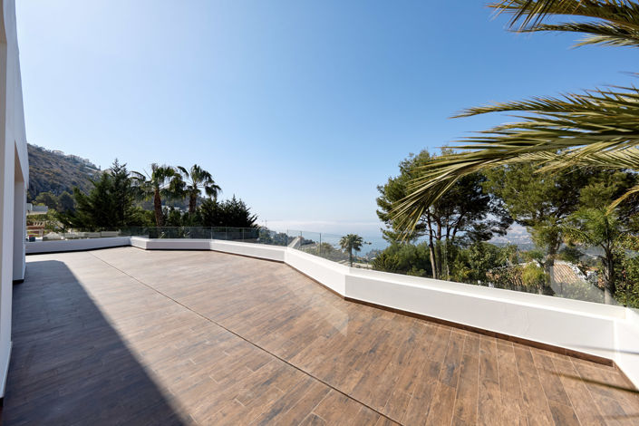 Image No.1-5 Bed Villa for sale