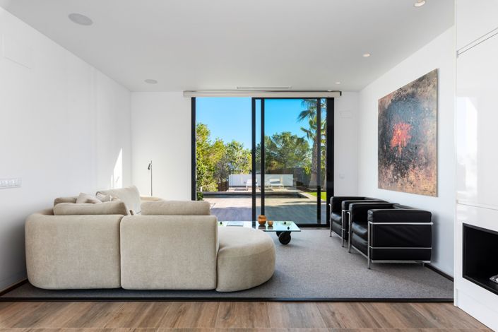 Image No.14-4 Bed Villa for sale