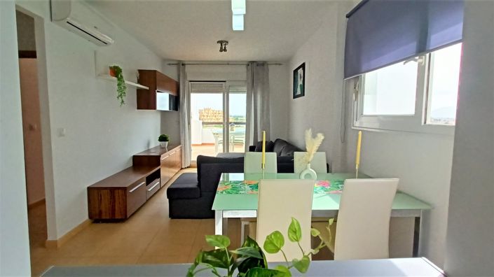 Image No.2-2 Bed Property for sale