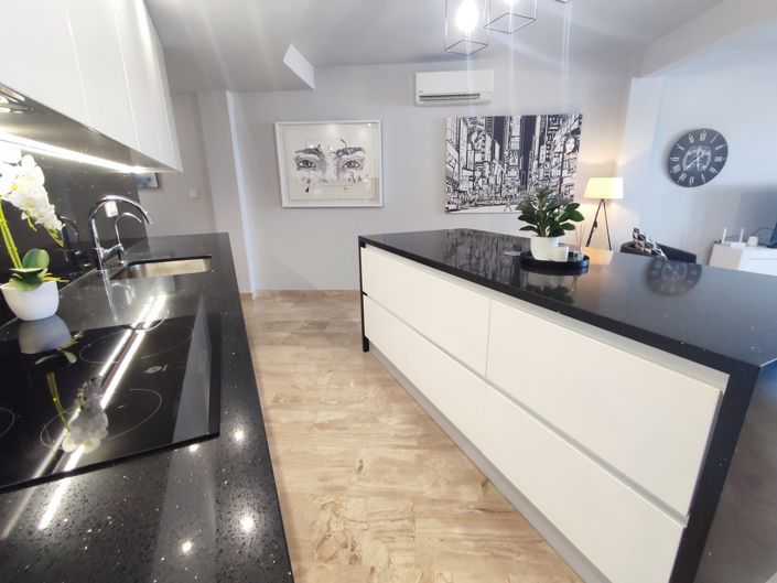 Image No.23-3 Bed Apartment for sale