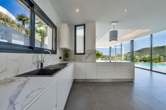 Image No.21-3 Bed Villa for sale