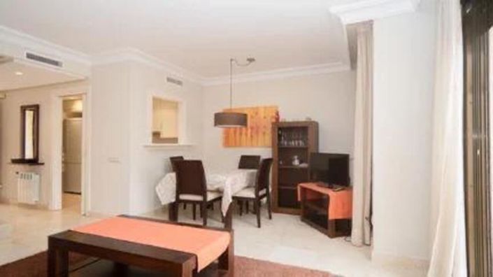 Image No.18-2 Bed Townhouse for sale