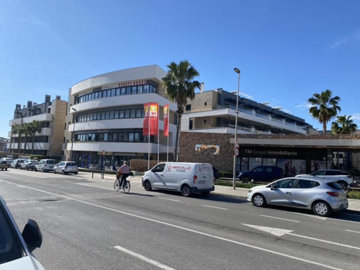 28243-for-sale-in-playa-flamenca-10478412-lar