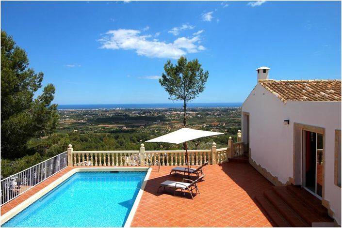 Image No.1-Villa de 3 chambres à vendre à Alicante