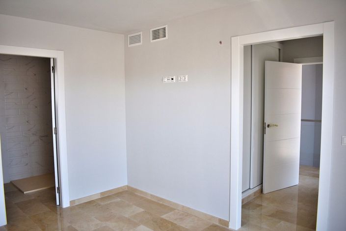 Image No.27-Villa de 4 chambres à vendre à Finestrat