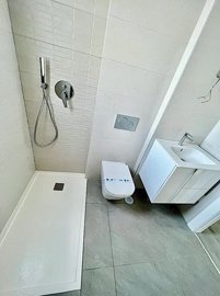 penthouse-la-zenia-eps-78-dup-11