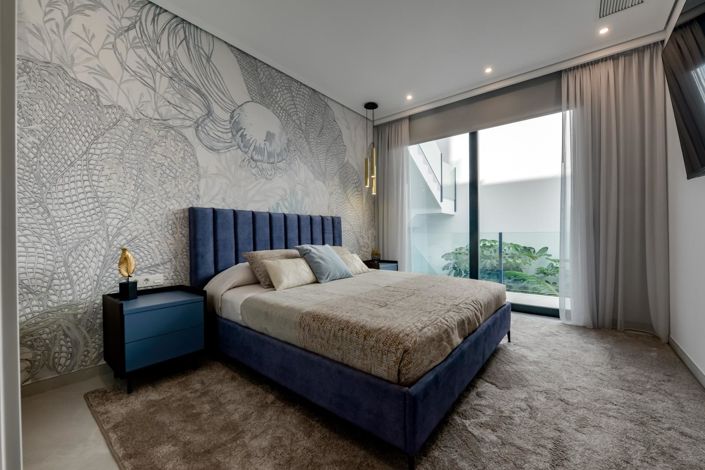 Image No.17-8 Bed Villa for sale