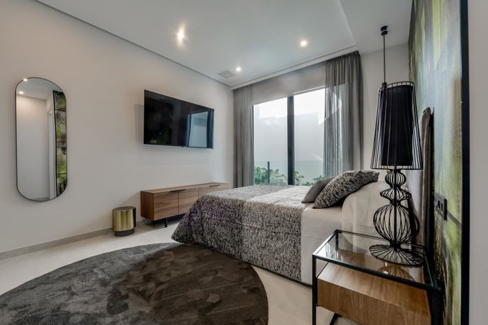 Image No.26-8 Bed Villa for sale