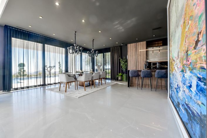 Image No.37-8 Bed Villa for sale