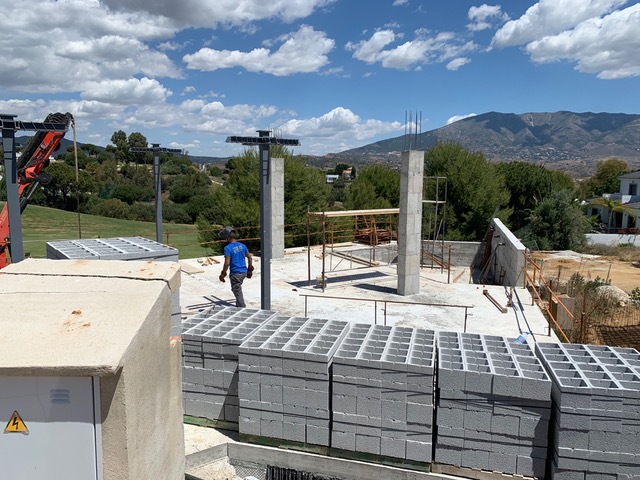 Image No.10-4 Bed Villa for sale