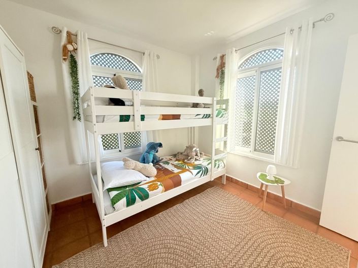 Image No.19-3 Bed Apartment for sale