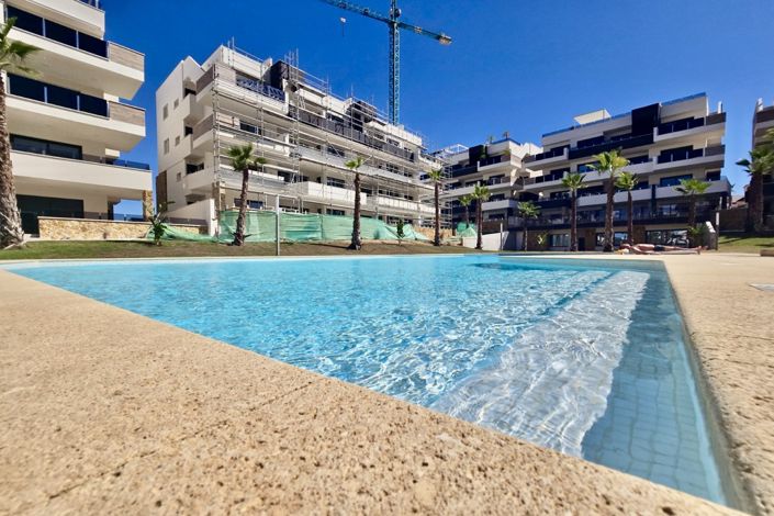 Image No.18-2 Bed Property for sale