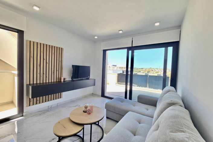 Image No.3-2 Bed Property for sale