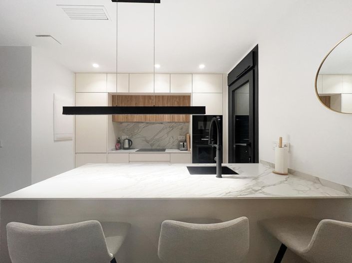 Image No.5-5 Bed Villa for sale