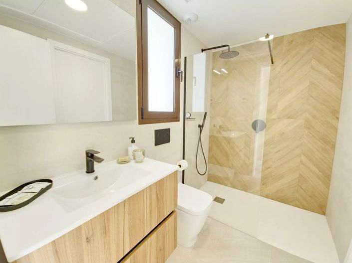 Image No.23-4 Bed Villa for sale