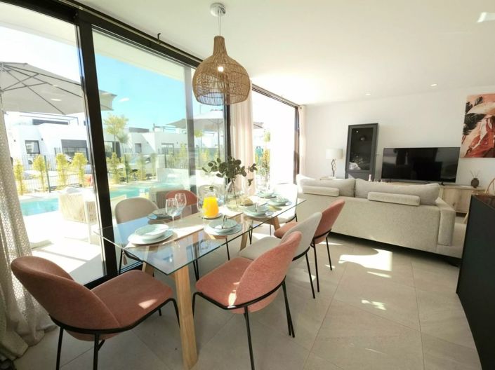 Image No.7-4 Bed Villa for sale