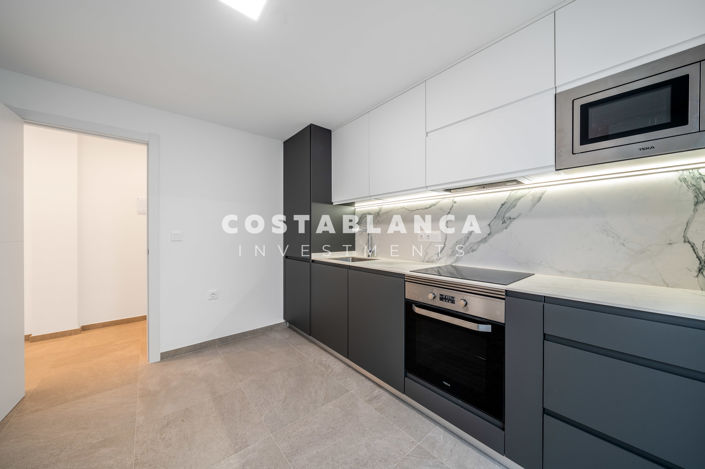 Image No.11-3 Bed Apartment for sale