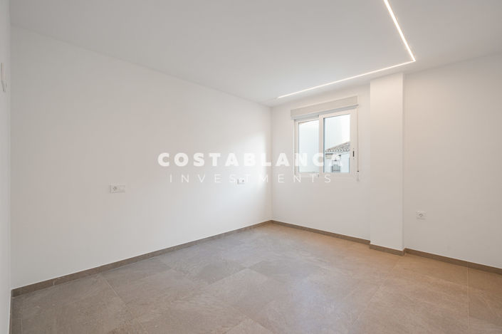 Image No.15-3 Bed Apartment for sale