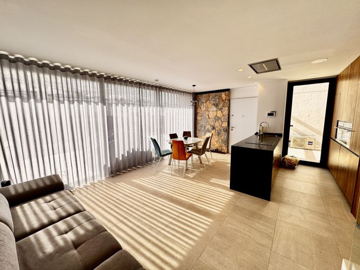 Image No.5-4 Bed Villa for sale