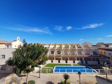 1 - Dolores De Pacheco, Townhouse