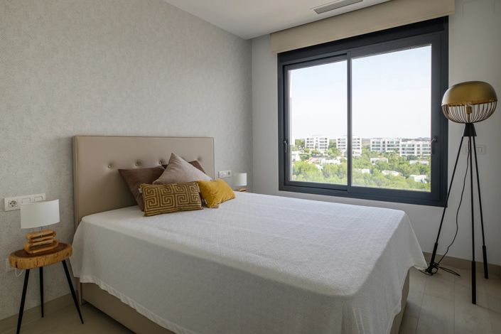 Image No.9-2 Bed Apartment for sale