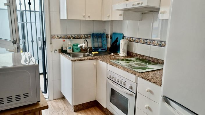 Image No.5-2 Bed Townhouse for sale