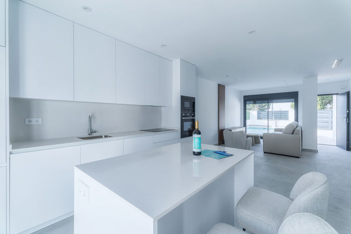 Image No.9-3 Bed Villa for sale