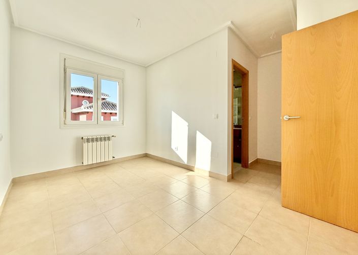 Image No.16-3 Bed Villa for sale